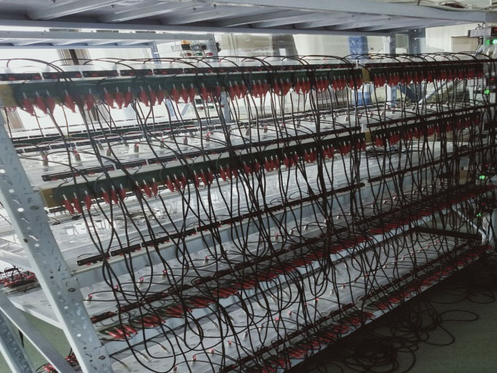 产品通电老化区域